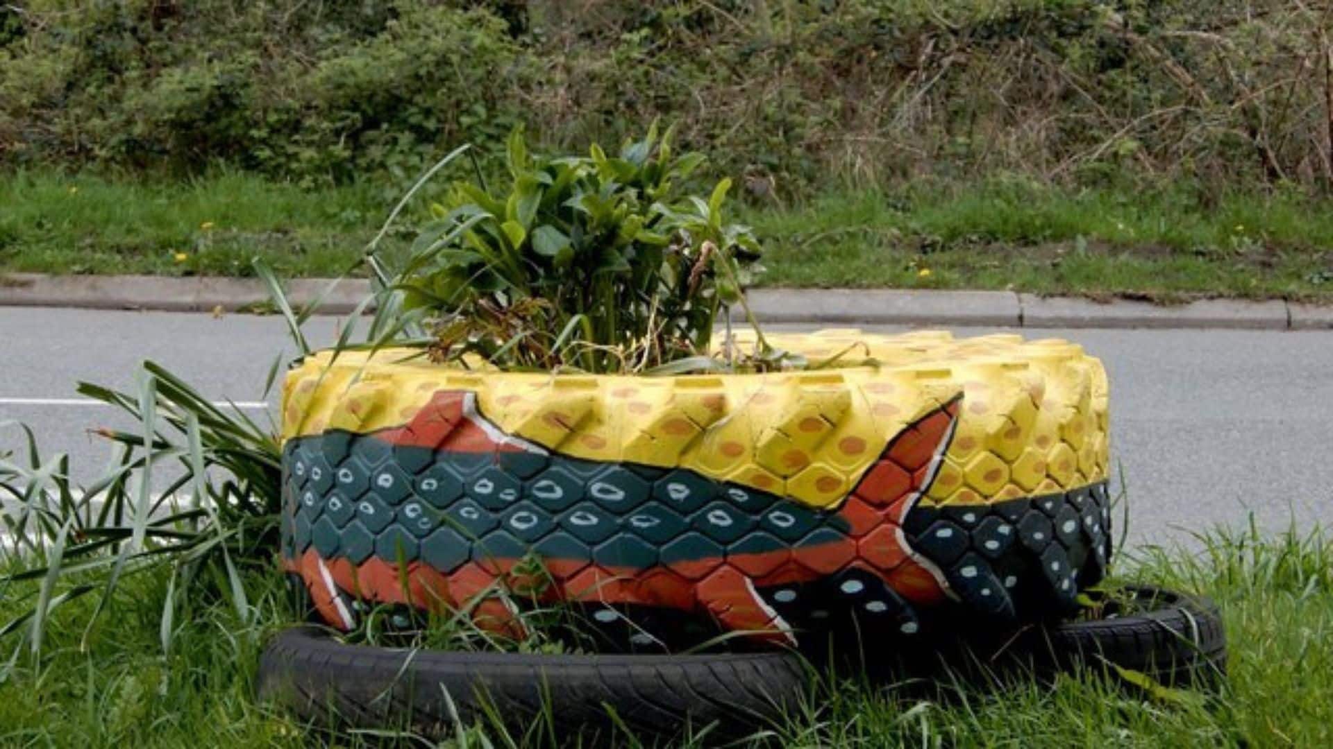 reciclaje llanta maceta 1920 por 1080